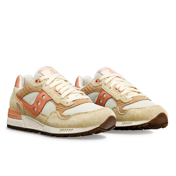 Saucony Shadow 5000 Cream/Salmon US 5.5 EU 38 US 6 EU 38.5 US 6.5 EU 39 US 7 EU 40 US 8.5 EU 42 US 9.5 EU 43 US 10.5 EU 44.5 US 11 EU 45 US 12 EU 46.5